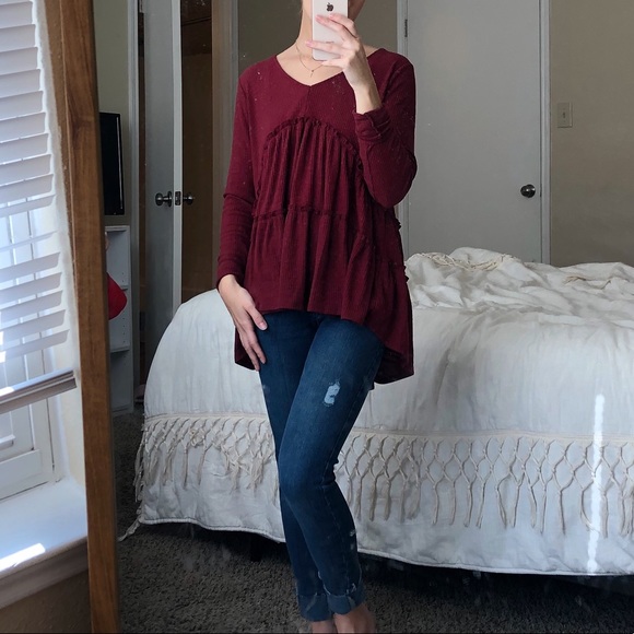 pretty burgundy top - Picture 3 of 3